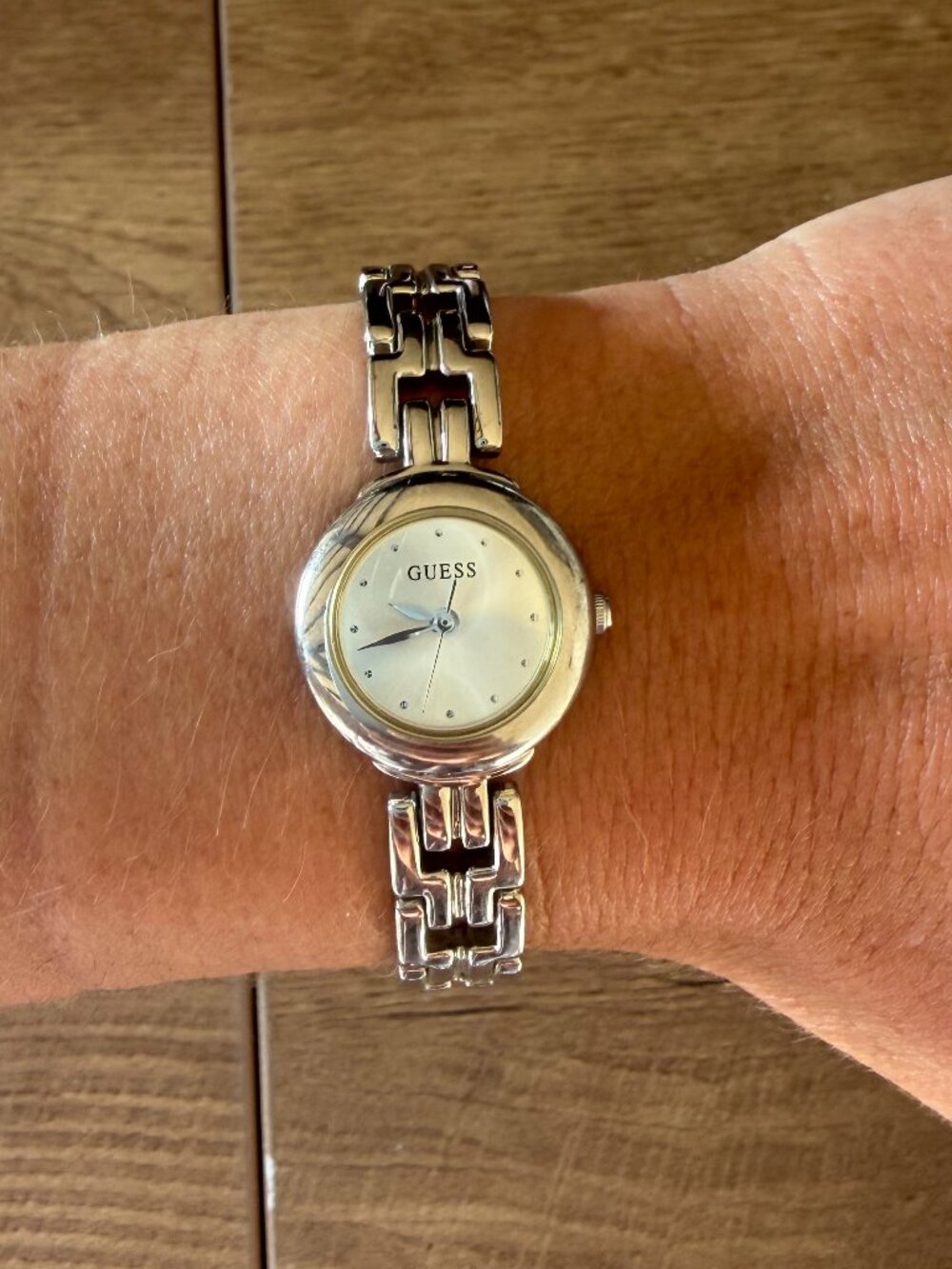 Vintage GUESS Silver Tone Link Bracelet Watch